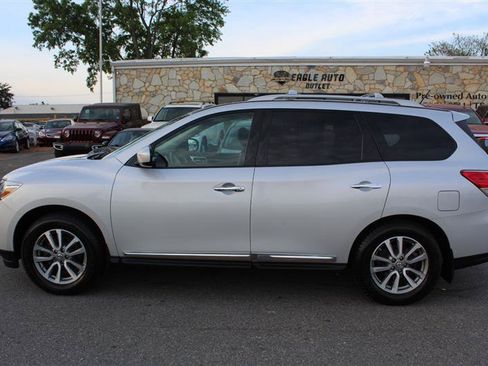 Used 2013 Nissan Pathfinder SL w/ SL Premium Pkg image 4