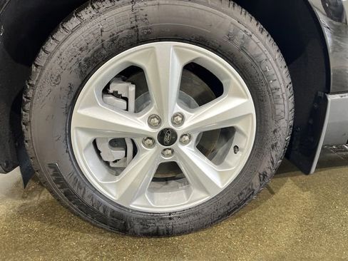 Used 2024 Ford Edge SE image 20