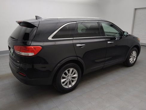 Used 2016 Kia Sorento FWD image 10