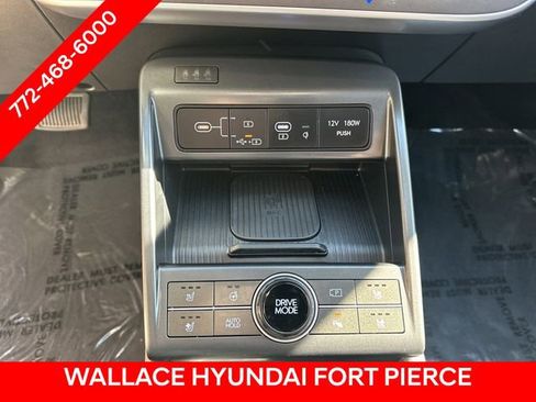 Used 2026 Hyundai Kona Limited FWD image 23