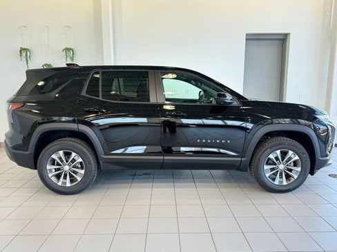 New 2026 Chevrolet Equinox LT w/ Safety and Technology Package AWD/4WD image 36