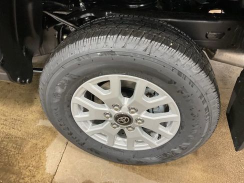 New 2026 Toyota Tacoma SR5 image 7