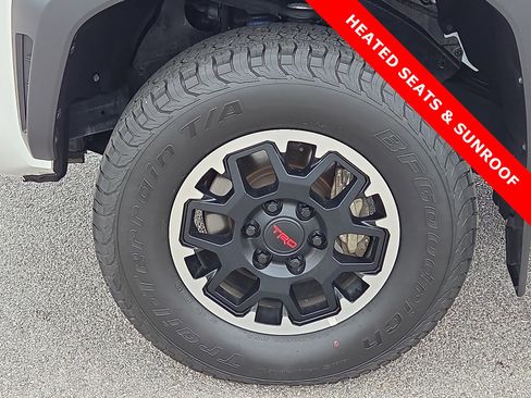 Used 2024 Toyota Tacoma TRD Off-Road w/ TRD Off Road Upgrade Package AWD/4WD image 7