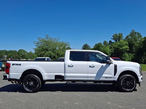 Used 2024 Ford F250 Lariat w/ Lariat Ultimate Package AWD/4WD image 7