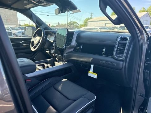 Used 2026 RAM 1500 Laramie w/ Night Edition AWD/4WD image 33