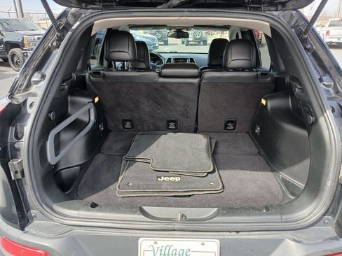 Used 2017 Jeep Cherokee High Altitude image 15