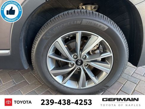 Used 2019 Hyundai Santa Fe FWD image 12