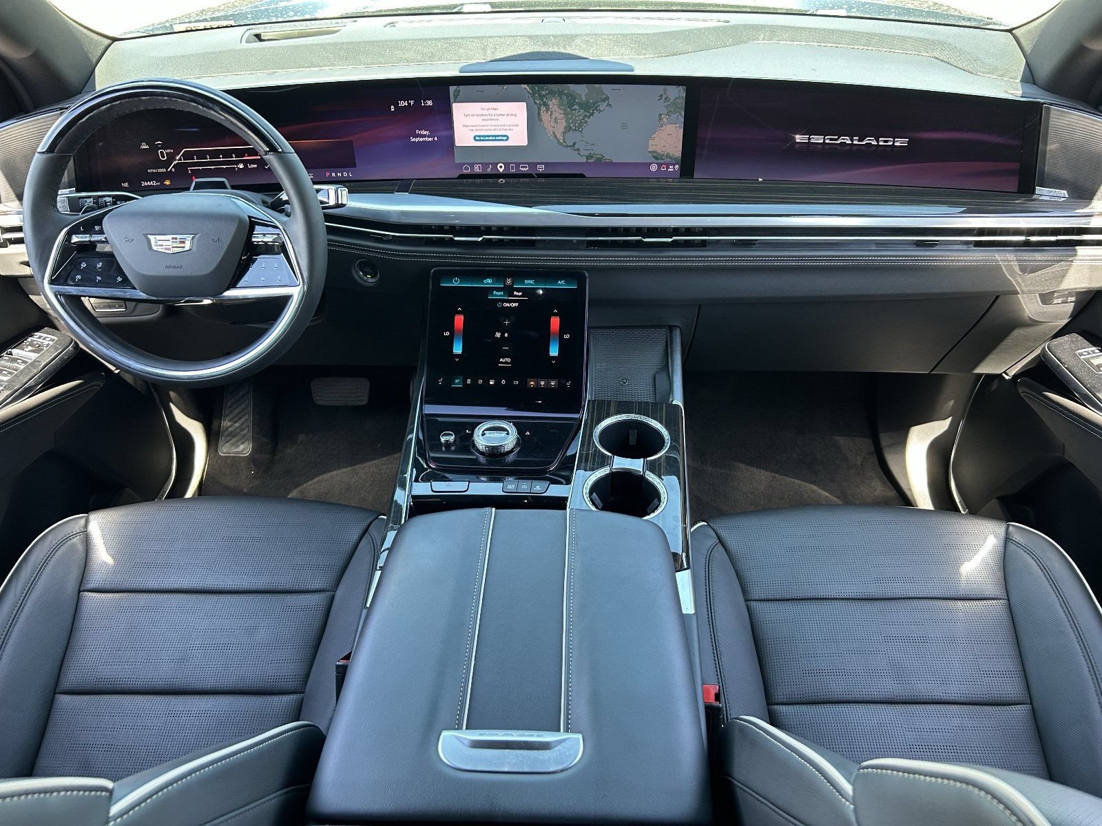 Certified 2025 Cadillac Escalade ESV Premium Luxury w/ LPO, Floor Liner Package AWD/4WD image 17