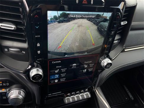 Used 2021 RAM 1500 Limited w/ Body Color Bumper Group image 17