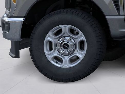 New 2026 Ford F250 XLT w/ FX4 Off-Road Package AWD/4WD image 19