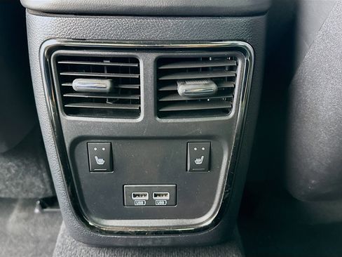 Used 2021 Dodge Charger SRT Hellcat image 16