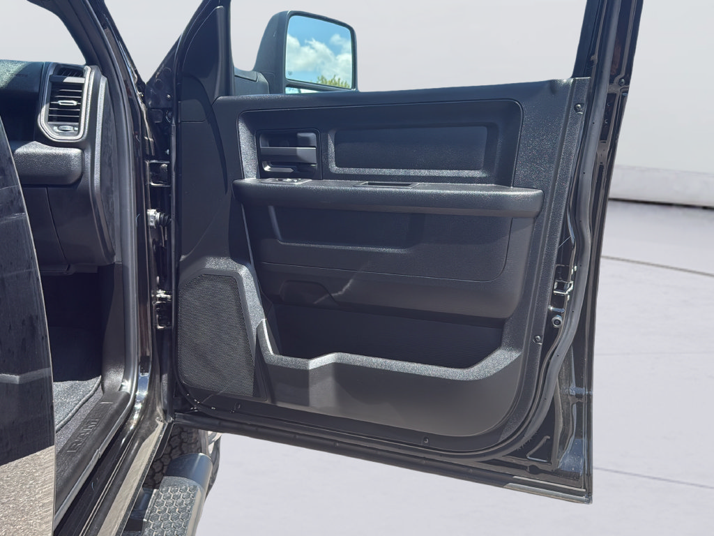 New 2026 RAM 3500 Tradesman AWD/4WD image 10