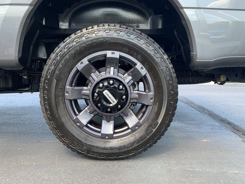 Used 2024 Ford F250 Lariat w/ Sport Appearance Package image 32