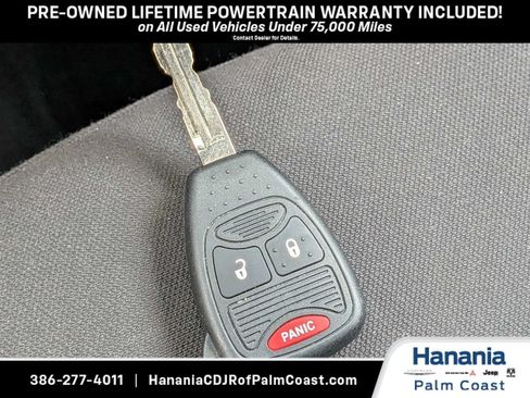 Used 2017 Jeep Wrangler Unlimited Sahara w/ Connectivity Group AWD/4WD image 30