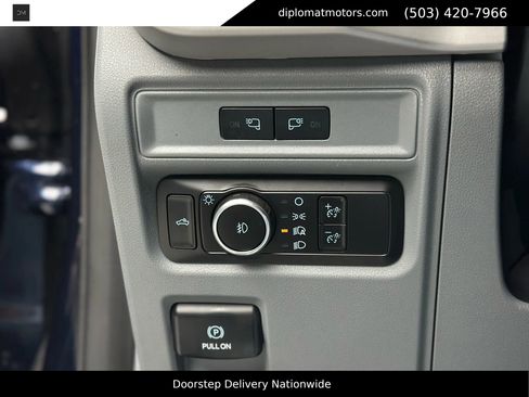 Used 2023 Ford F150 XLT w/ Trailer Tow Package image 37