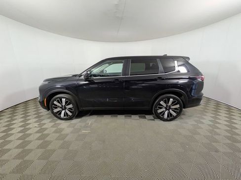 Used 2025 Mitsubishi Outlander SE AWD/4WD image 17