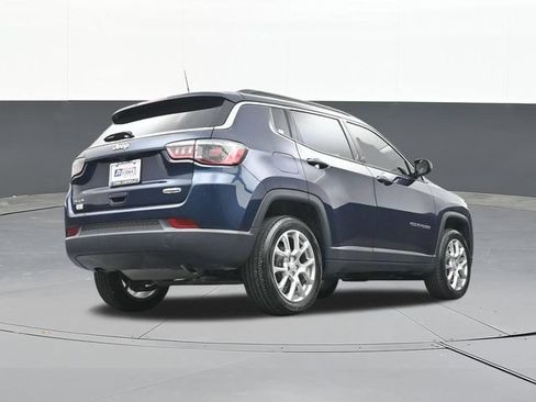 Used 2024 Jeep Compass Latitude AWD/4WD image 46