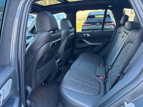 Certified 2024 BMW X5 xDrive40i w/ Executive Package AWD/4WD image 8