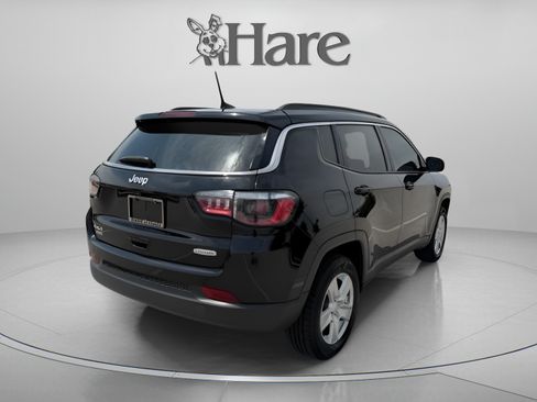 Used 2022 Jeep Compass Latitude AWD/4WD image 5