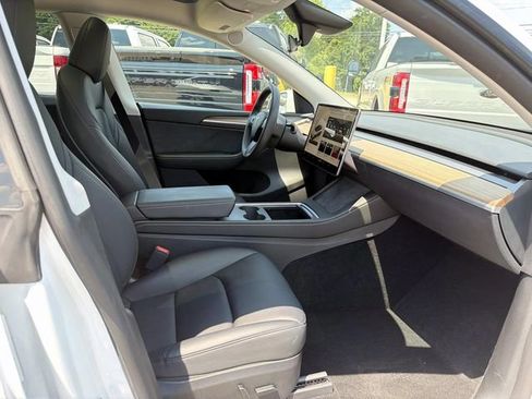 Used 2023 Tesla Model Y Long Range AWD/4WD image 20