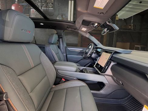 New 2026 GMC Acadia AT4 w/ Super Cruise Package AWD/4WD image 14