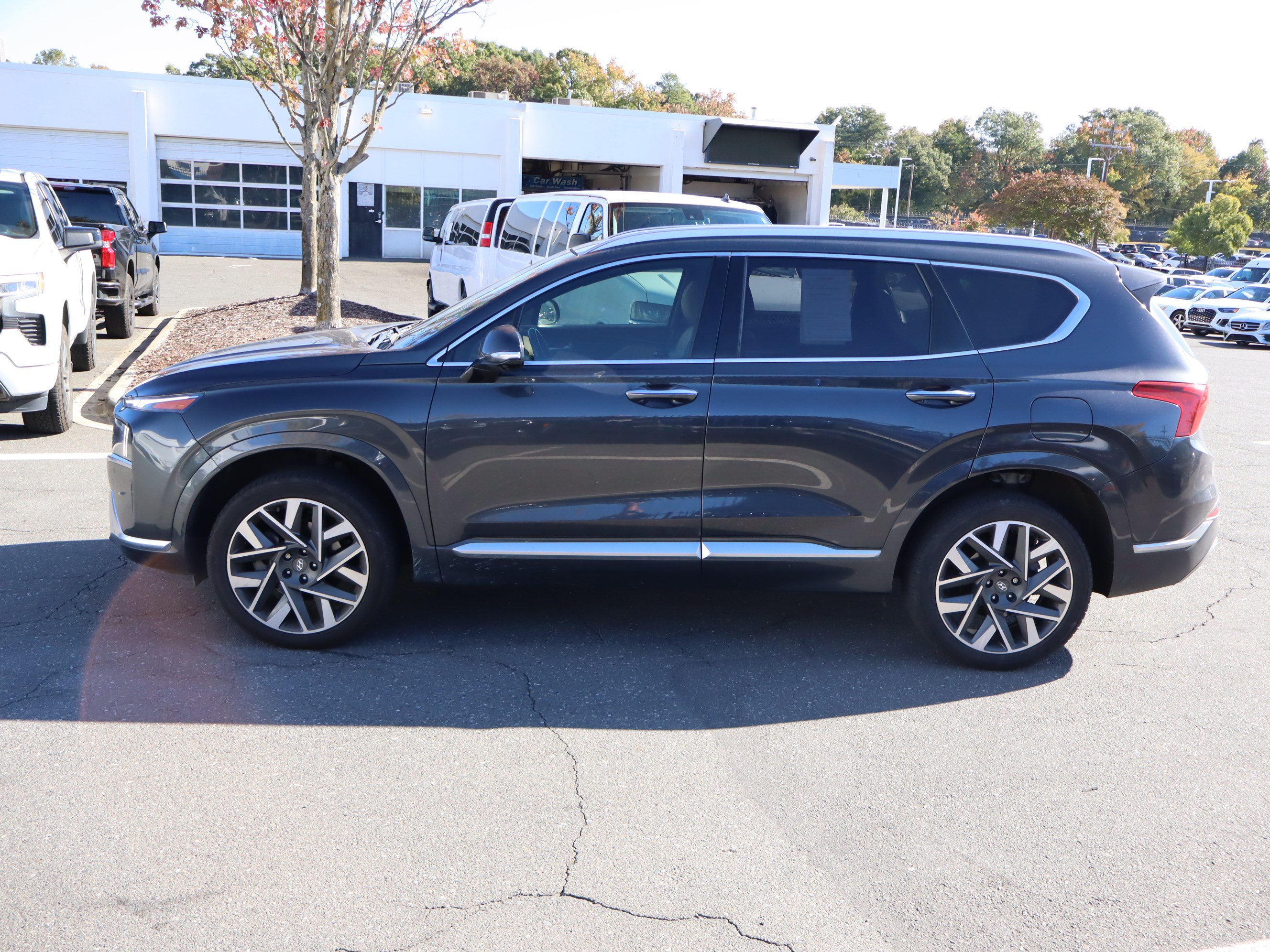Used 2021 Hyundai Santa Fe Calligraphy w/ Cargo Package AWD/4WD image 7