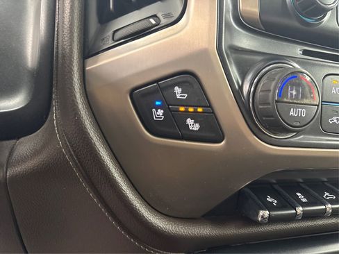 Used 2017 GMC Sierra 2500 Denali w/ Duramax Plus Package image 41