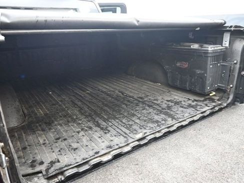 Used 2017 Chevrolet Silverado 1500 W/T w/ Black Out Edition image 21