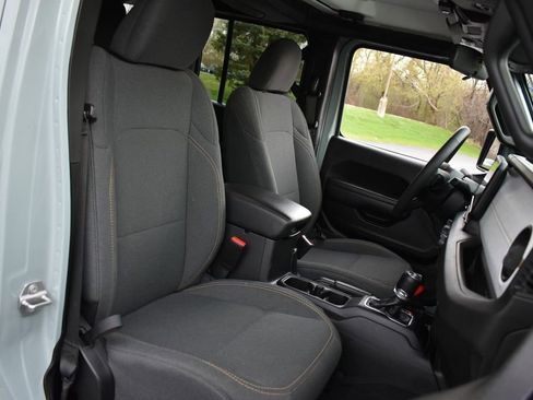 Certified 2024 Jeep Wrangler Unlimited Sport AWD/4WD image 26