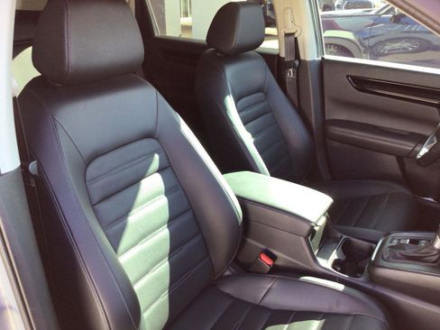 Used 2025 Honda CR-V EX-L image 24