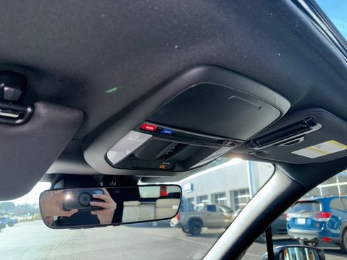 New 2026 Subaru Forester Premium image 27