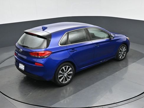 Used 2018 Hyundai Elantra GT image 54