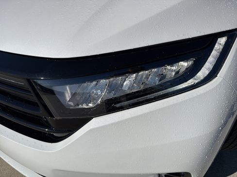 Used 2023 Honda Odyssey Sport image 6