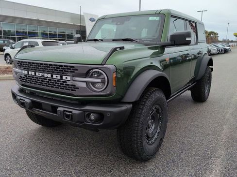 New 2025 Ford Bronco Badlands AWD/4WD image 8