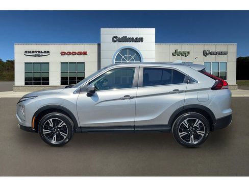 Used 2025 Mitsubishi Eclipse Cross SE image 6