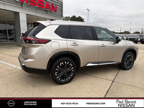 Certified 2025 Nissan Rogue Platinum image 14