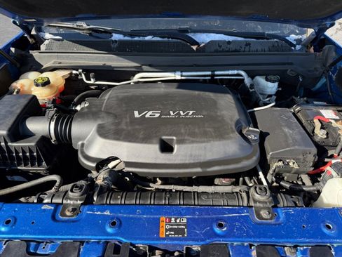 Used 2018 Chevrolet Colorado Z71 image 38