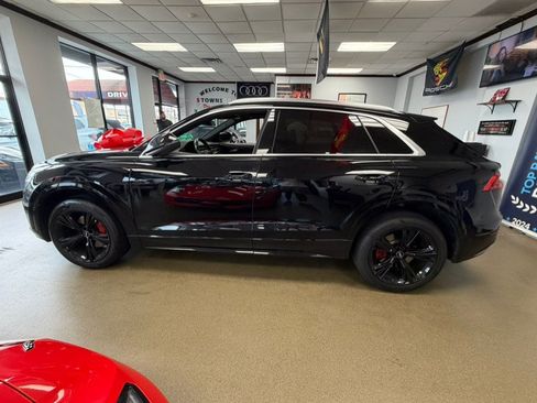 Used 2021 Audi Q8 Premium Plus w/ Premium Plus Package AWD/4WD image 10