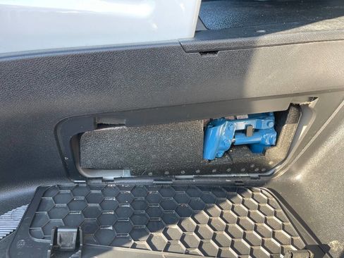 Used 2023 Mercedes-Benz Sprinter 2500 image 41