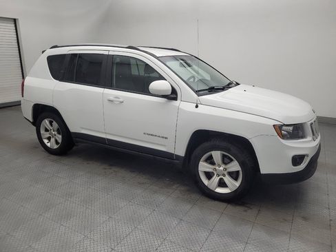 Used 2017 Jeep Compass Latitude AWD/4WD image 11