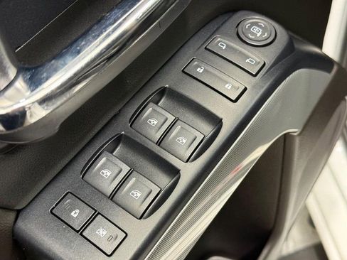 Used 2018 Chevrolet Silverado 1500 LT w/ All Star Edition image 18