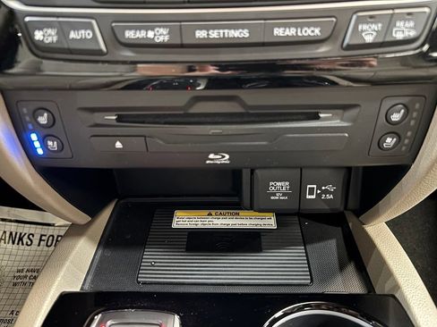 Certified 2021 Honda Pilot Elite image 28