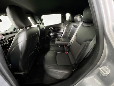 Used 2022 Jeep Compass Altitude w/ Convenience Group image 23