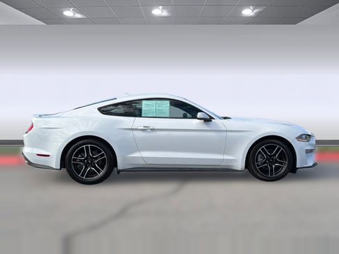 Used 2023 Ford Mustang Premium image 7