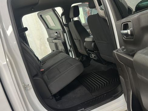 Used 2020 Chevrolet Silverado 1500 LT w/ All-Star Edition image 29