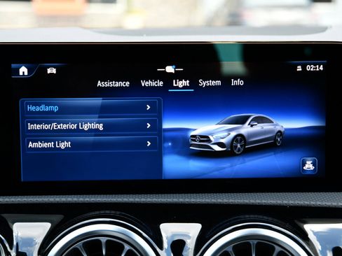 Used 2025 Mercedes-Benz CLA 250 image 21