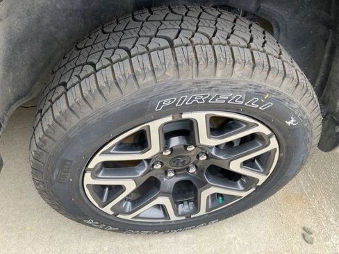 Used 2025 RAM 1500 Laramie w/ Sport Appearance Package image 19