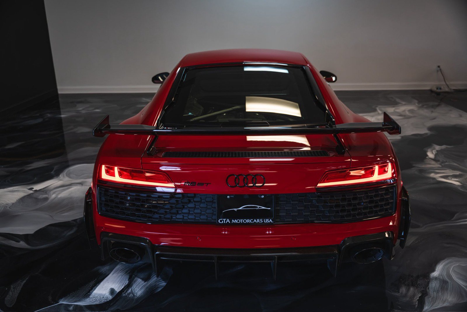 Used 2023 Audi R8 V10 GT RWD image 8