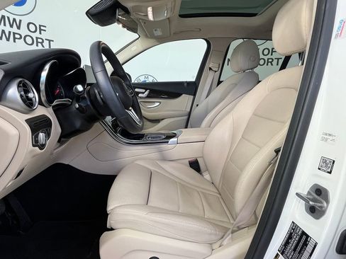 Used 2022 Mercedes-Benz GLC 300 GLC 300 image 17