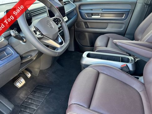 New 2025 Volkswagen ID. Buzz Pro S image 7